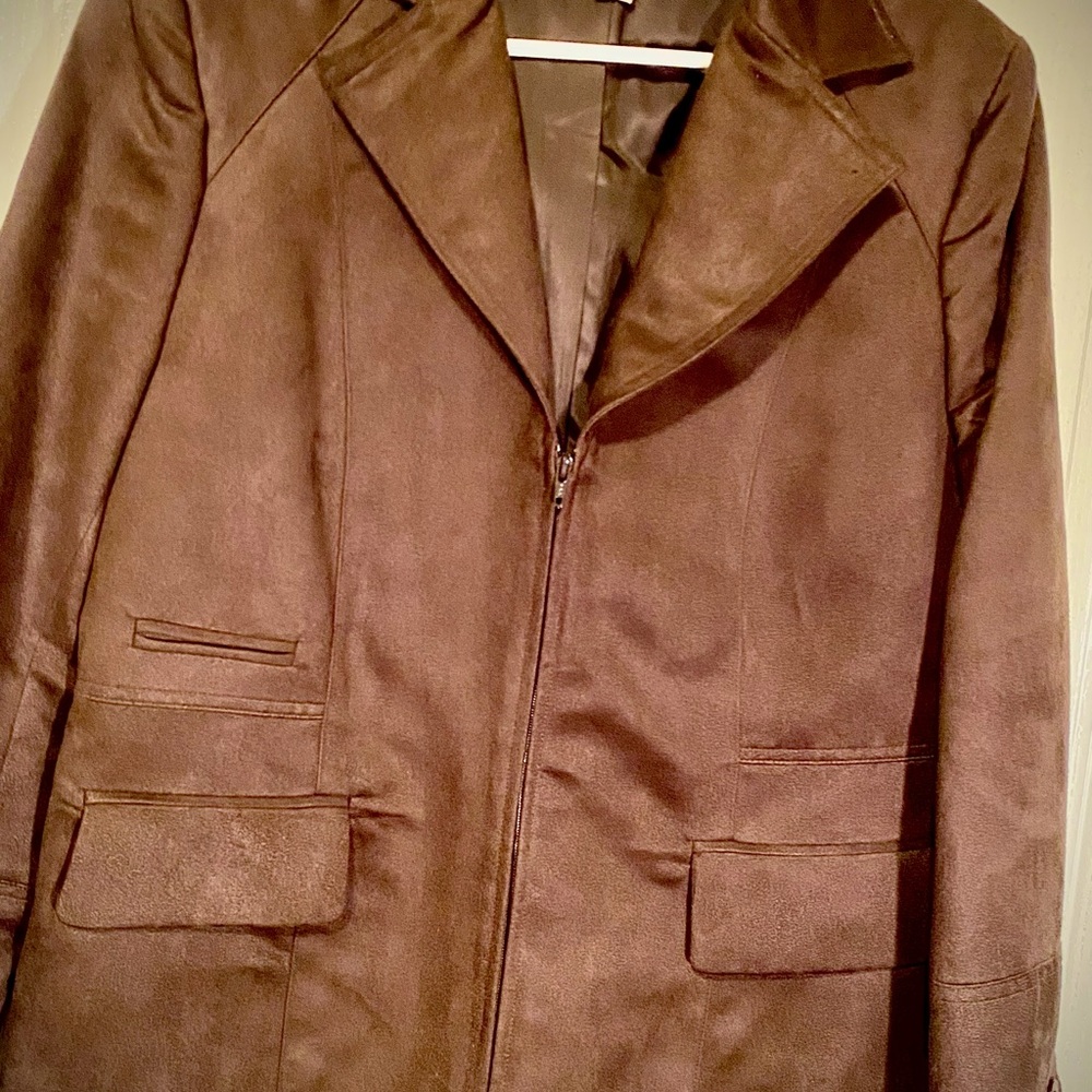 Nice brown suede jacket size woman’s 10 in excellent  condition has been woren 1